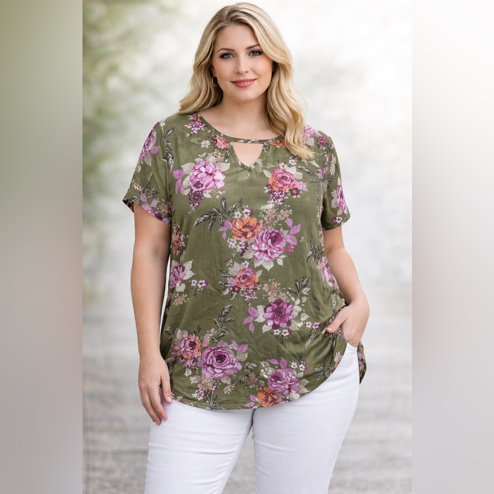 Torrid Olive Green Floral Blouse – Size 00